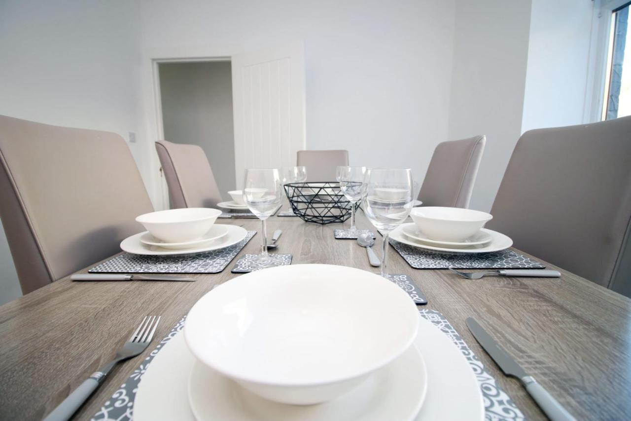 Very Special Home In Rhondda Valley Herbert House By Staystaycations Treorky Extérieur photo
