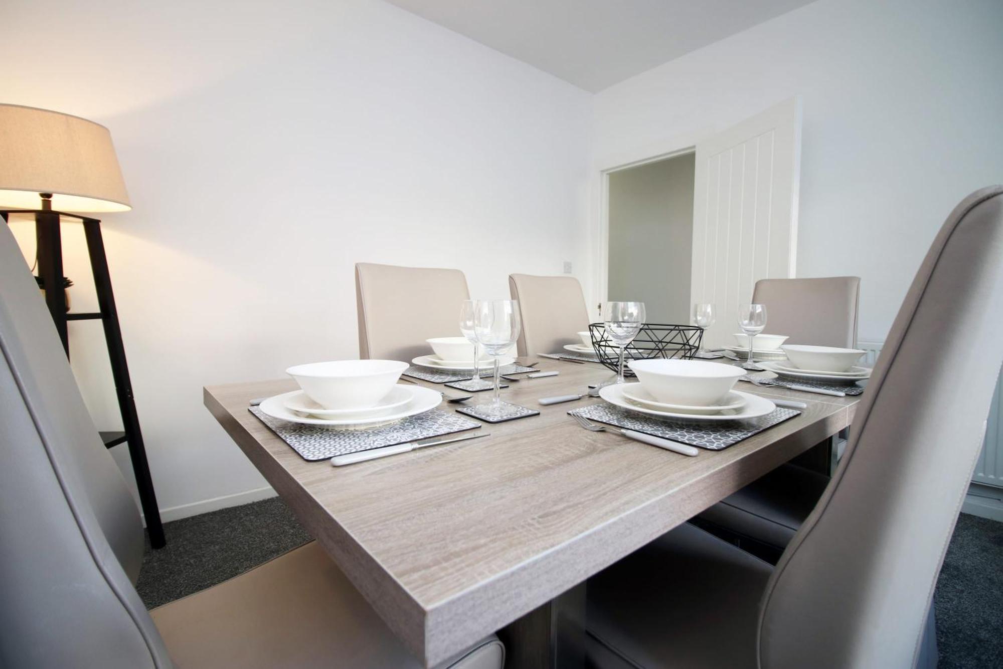 Very Special Home In Rhondda Valley Herbert House By Staystaycations Treorky Extérieur photo